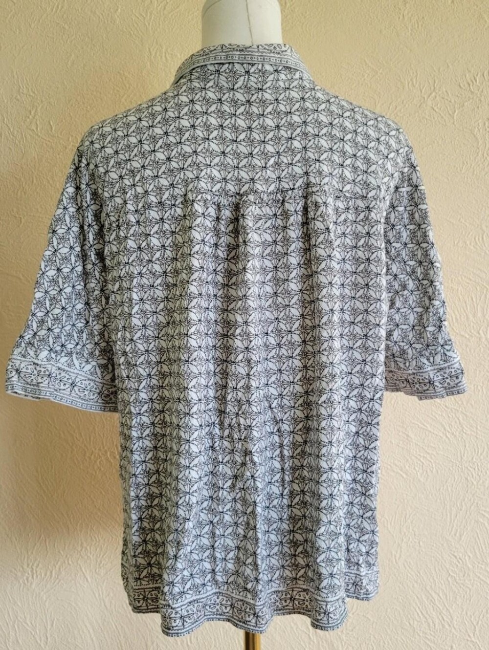 Max Studio | Boho Print Button-Up - Picture 5 of 7